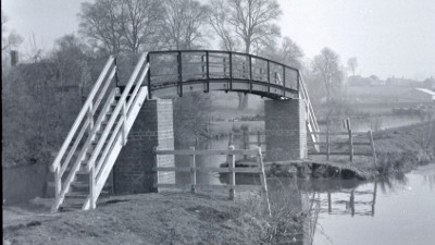 LadderBridgeAbout1950