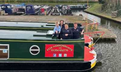 Fox Narrowboats family photo