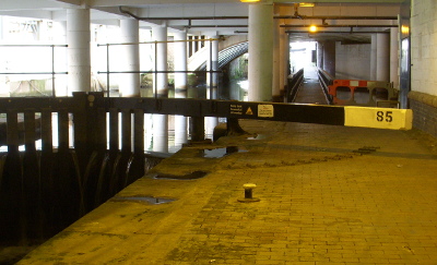r tunnel 85 2