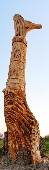 Dragon Tower carving 1