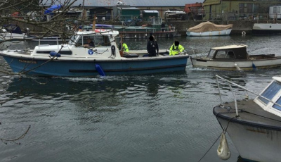 ThamesClearingBoats