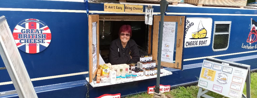 25Sue in the cheese boat