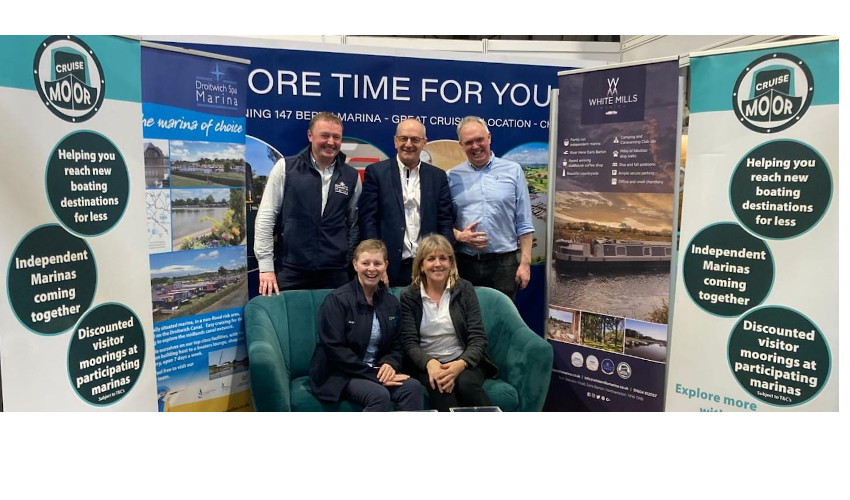 cruise moor launch 2